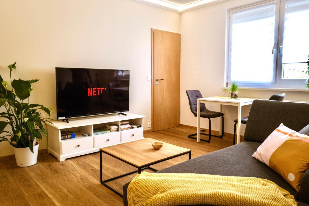 Zentrumsnahe Leipzig-Apartments, Nahe Ufz Und Bmw Inkl Parkplatz Und Fahrraeder Екстер'єр фото